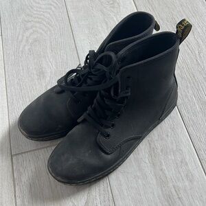 Dr. Martens women’s Boots